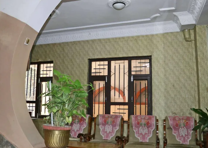 Hotel Taj 3*